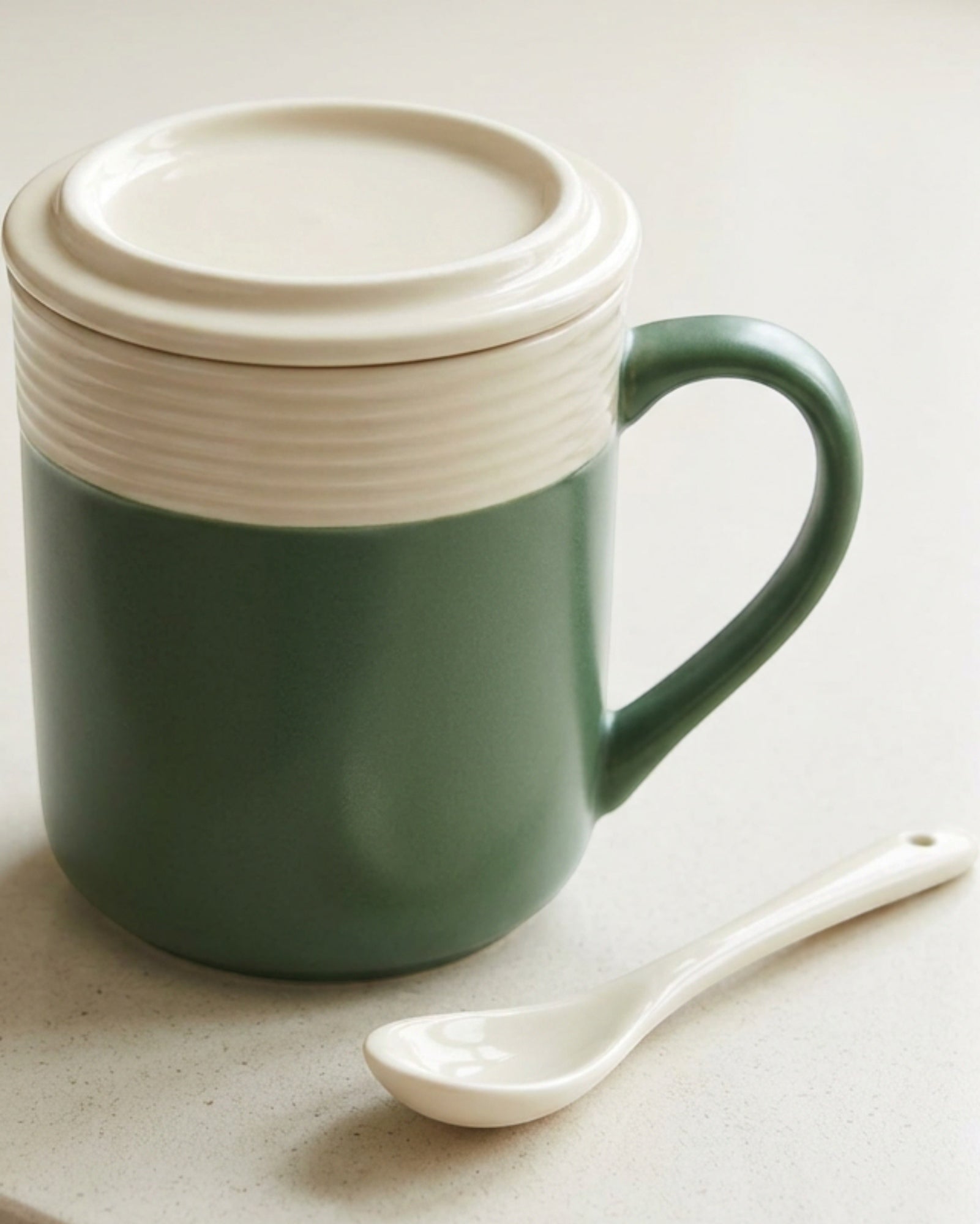 Klnxw Horizontal Rib Lidded Ceramic Coffee Mug 13 oz Forest Cream - Lifestyle view